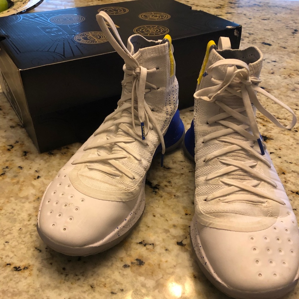 Under Armour Curry 4 'More Dubs' Mens Sneakers